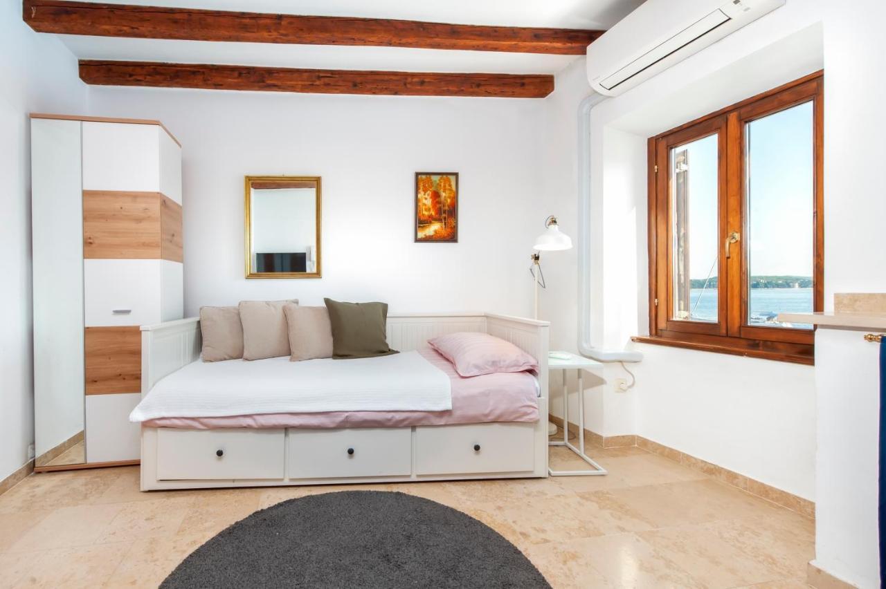 Revera Rooms Rovinj Exterior photo